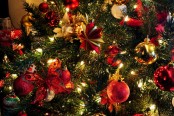 Vánoční přání - ozdobený stromeček