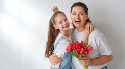 Přání k MDŽ – dcera s mámou