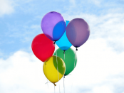 Přání k narozeninám s balonky